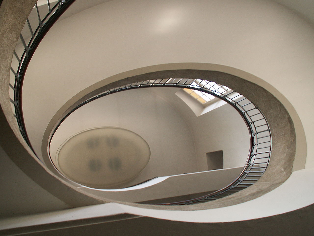 Weimar, Treppenhaus der Bauhausuniversität