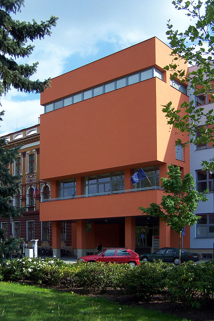 Univerzita Pardubice – budova na na. čs. Legii